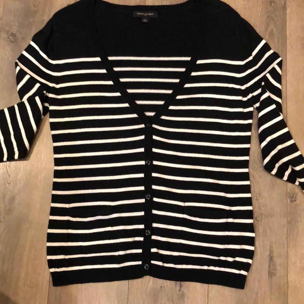 Banana Republic black and white striped cardigan - Picture 4 of 6